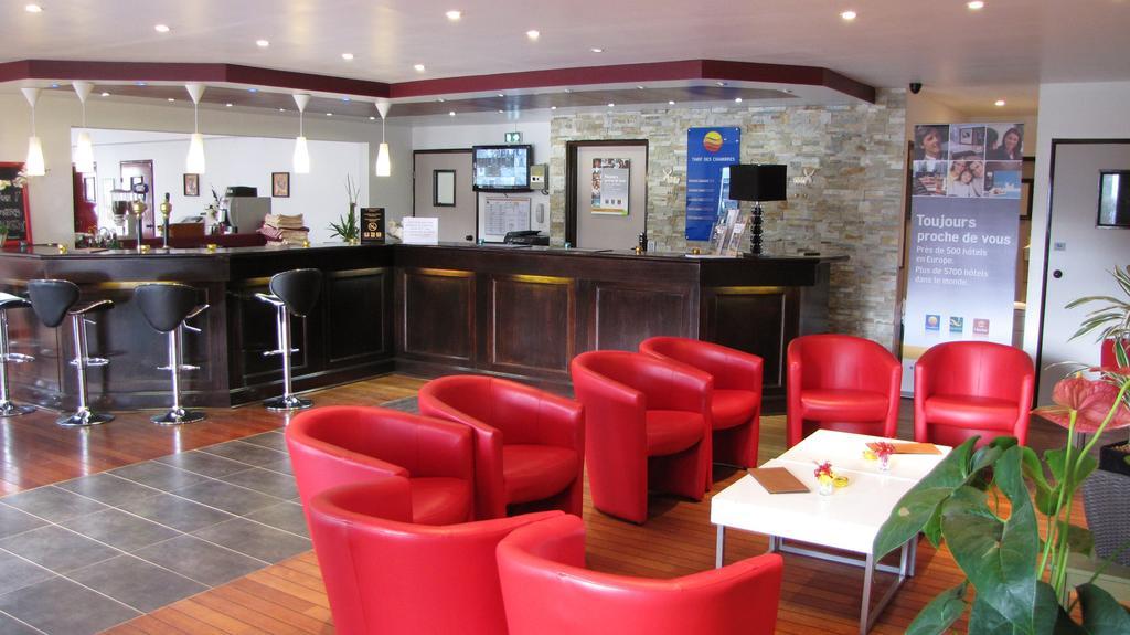 Comfort Hotel Poissy Technoparc Экстерьер фото