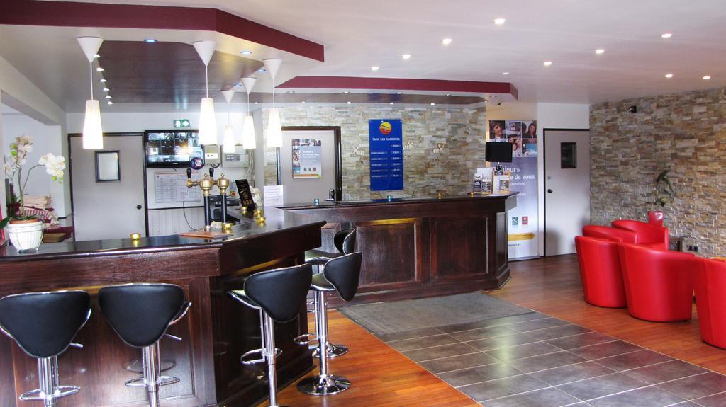 Comfort Hotel Poissy Technoparc Экстерьер фото