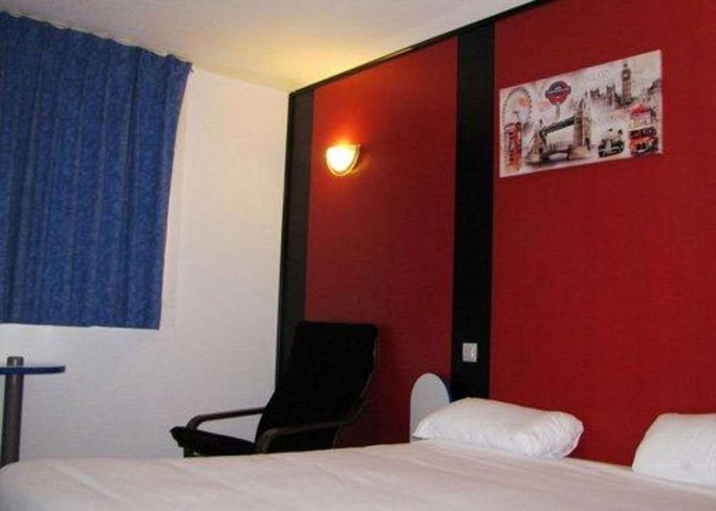 Comfort Hotel Poissy Technoparc Номер фото