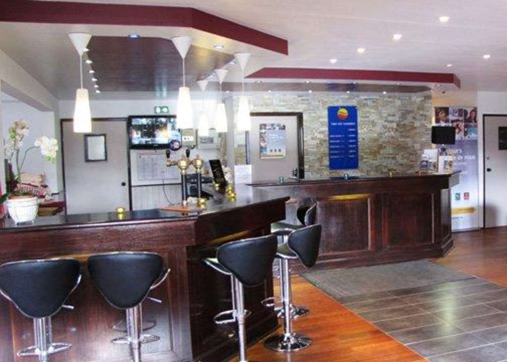 Comfort Hotel Poissy Technoparc Ресторан фото